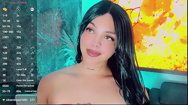 Emmaa Saenz  online show from October 19, 12:47 am