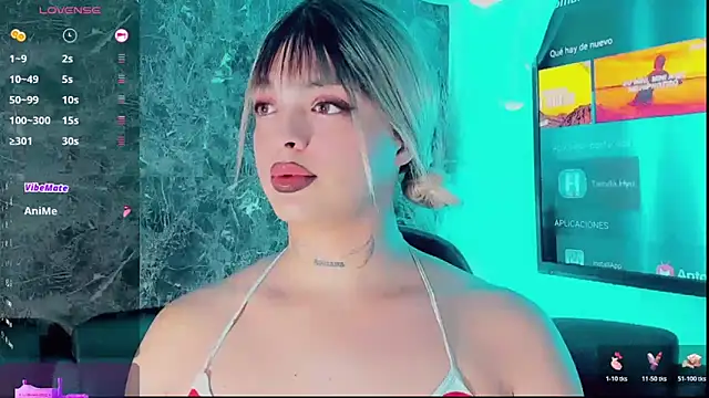 Emmaa Saenz  online show from January 6, 12:14 am