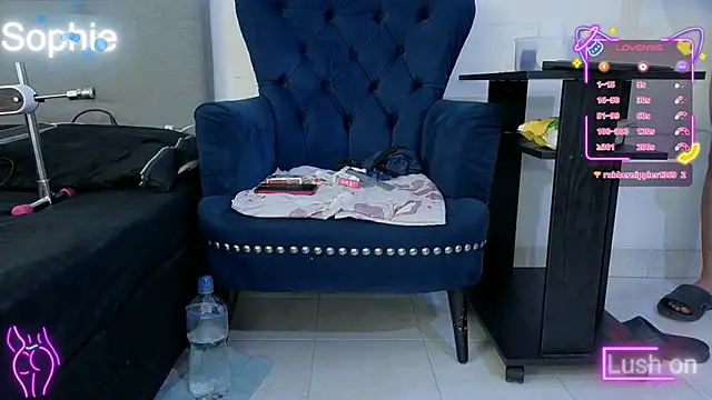 Sophiehuntress online show from October 1, 2:06 pm