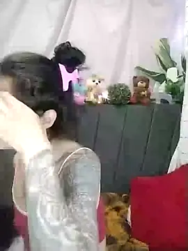 Snapshot of Devilnia9 chatting on February 14, 3:00 am Devilnia9 online show from February 14, 3:00 am