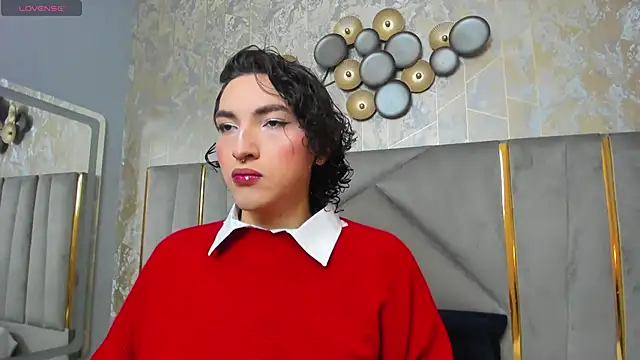 TomLondon  online show from February 12, 11:40 am