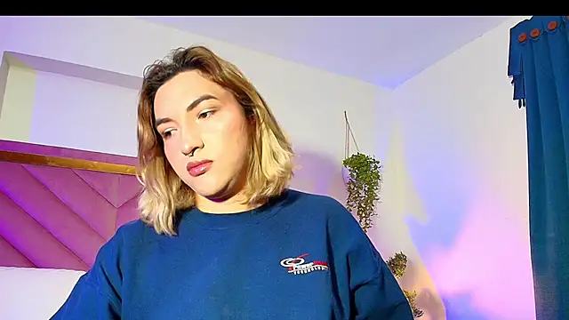 TomLondon  online show from September 26, 11:40 am