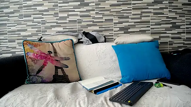 Snapshot of VioletaGomezCo chatting on September 26, 4:59 pm VioletaGomezCo online show from September 26, 4:59 pm