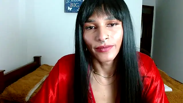 Snapshot of carolinemiller7 chatting on December 3, 9:06 am carolinemiller7 online show from December 3, 9:06 am