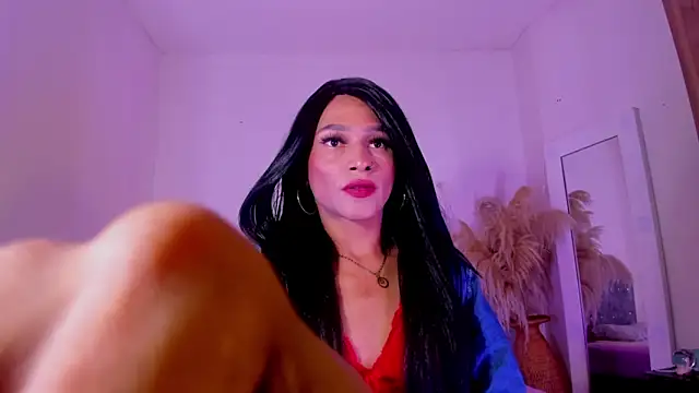 carolinemiller7 online show from October 17, 5:11 am