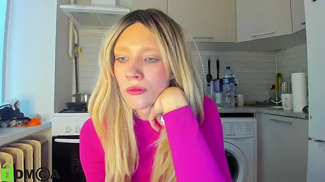 Snapshot of _Alice_Kitty chatting on December 2, 12:13 pm Alice Kitty online show from December 2, 12:13 pm