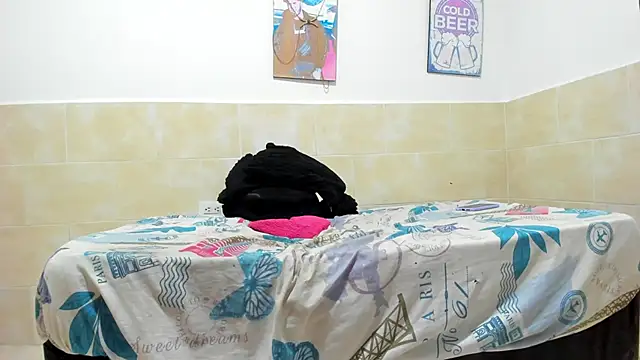 Snapshot of Brenda_Smith69 chatting on February 9, 7:52 pm Brenda Smith69 online show from February 9, 7:52 pm