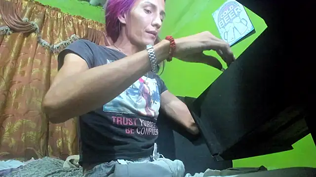 Brenda Smith69 online show from October 25, 12:27 am