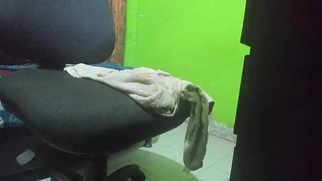 Brenda Smith69 online show from November 11, 10:00 pm