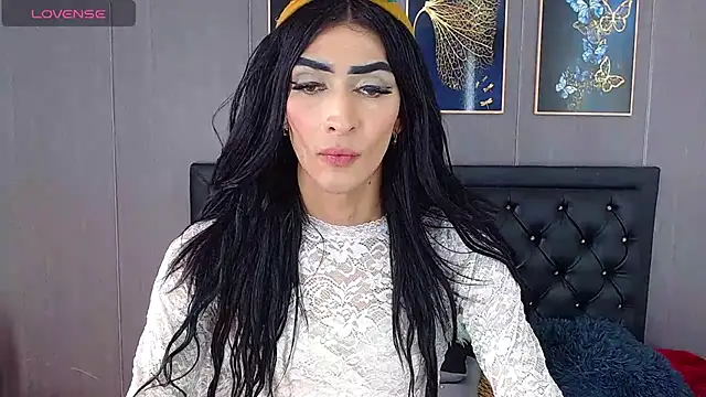 Snapshot of Evelynn_sex_ chatting on December 24, 2:01 pm Evelynn sex online show from December 24, 2:01 pm