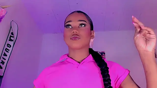 naomy  xx online show from October 18, 2:59 am