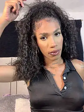 Snapshot of turabbitxx chatting on February 13, 1:22 am turabbitxx online show from February 13, 1:22 am