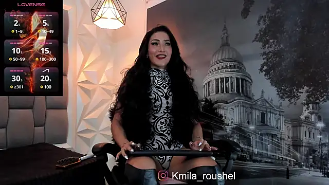 Snapshot of kamila_twink_sexy chatting on December 11, 8:31 am kamila twink sexy online show from December 11, 8:31 am
