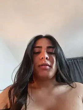 Snapshot of LilithBuckland chatting on September 18, 12:16 am LilithBuckland online show from September 18, 12:16 am