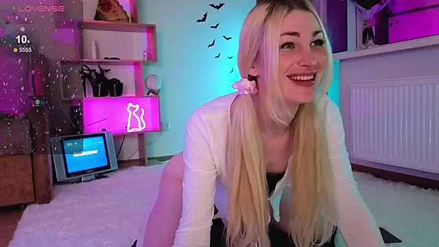 Inchcaser  online show from October 11, 10:23 pm