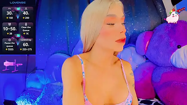 Snapshot of Alexa_Chanell_Oficial chatting on January 18, 9:21 pm Alexa Chanell Oficial online show from January 18, 9:21 pm