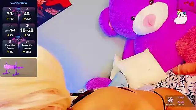 Snapshot of Alexa_Chanell_Oficial chatting on January 30, 10:30 pm Alexa Chanell Oficial online show from January 30, 10:30 pm