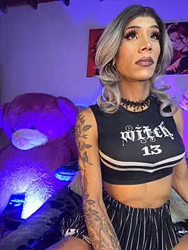 Snapshot of Alexa_Chanell_Oficial chatting on October 3, 1:44 pm Alexa Chanell Oficial online show from October 3, 1:44 pm