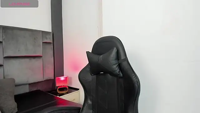 MarilynSmIith online show from February 6, 12:55 pm