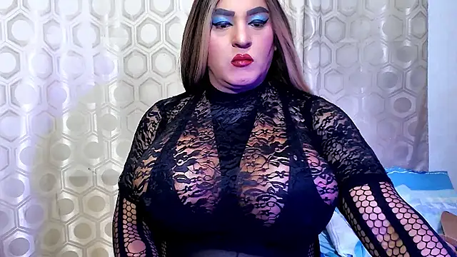 Snapshot of alessia_hot69 chatting on December 12, 2:26 am alessia hot69 online show from December 12, 2:26 am