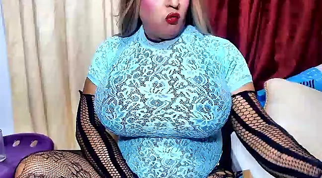 Snapshot of alessia_hot69 chatting on March 10, 10:45 pm alessia hot69 online show from March 10, 10:45 pm