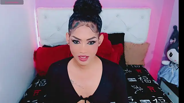 Snapshot of Amanda_bigx chatting on October 1, 8:26 am Amanda bigx online show from October 1, 8:26 am