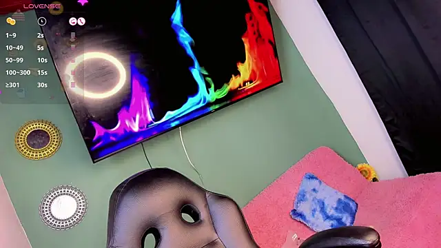 Charming J online show from February 20, 6:19 am