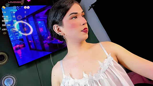 Charming J online show from February 27, 1:44 am