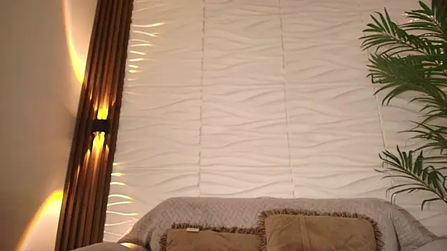 kimberly Gonzalez1 online show from October 29, 8:07 pm