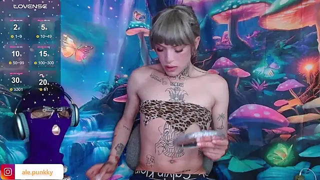 Snapshot of charlotbelucci_ chatting on January 20, 5:37 pm charlotbelucci online show from January 20, 5:37 pm
