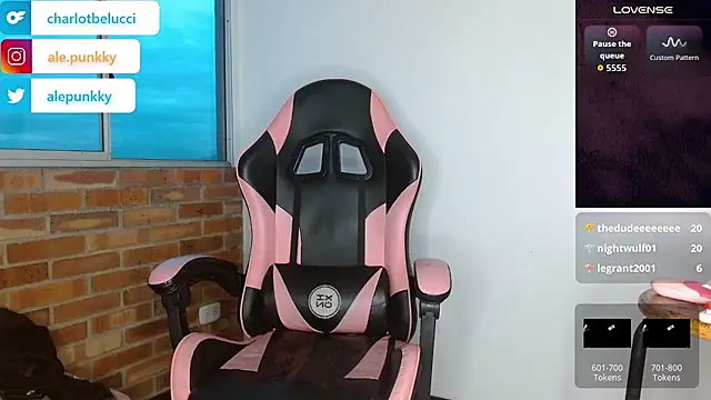 charlotbelucci  online show from October 31, 10:36 am