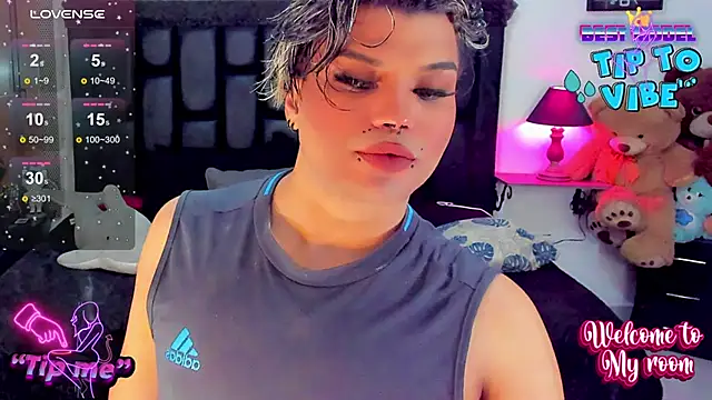 Snapshot of angels_srednal chatting on December 14, 1:06 pm angels srednal online show from December 14, 1:06 pm