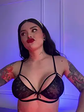 Snapshot of Ela_Doll_ chatting on January 21, 9:57 pm Ela Doll online show from January 21, 9:57 pm