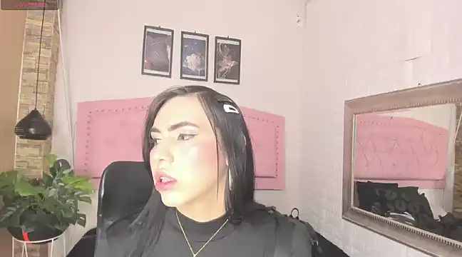 Snapshot of diosagolden chatting on February 7, 7:59 pm diosagolden online show from February 7, 7:59 pm