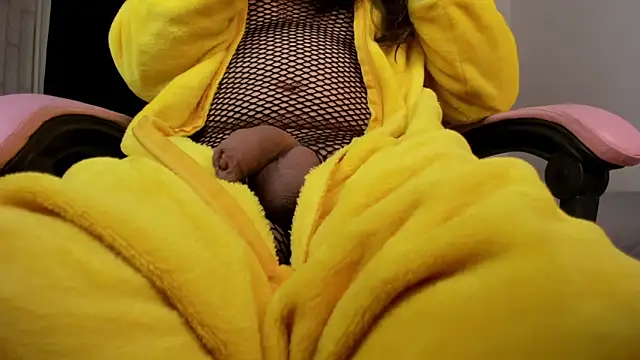 Snapshot of paula_kawaiifu_ chatting on December 13, 1:55 pm paula kawaiifu online show from December 13, 1:55 pm
