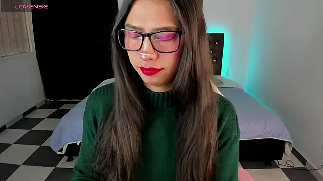 Snapshot of paula_kawaiifu_ chatting on January 15, 2:02 pm paula kawaiifu online show from January 15, 2:02 pm