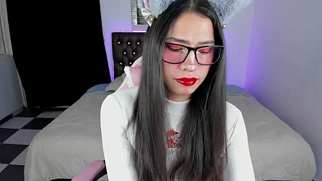 Snapshot of paula_kawaiifu_ chatting on February 17, 1:53 pm paula kawaiifu online show from February 17, 1:53 pm