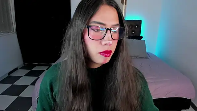 Snapshot of paula_kawaiifu_ chatting on February 22, 1:36 pm paula kawaiifu online show from February 22, 1:36 pm