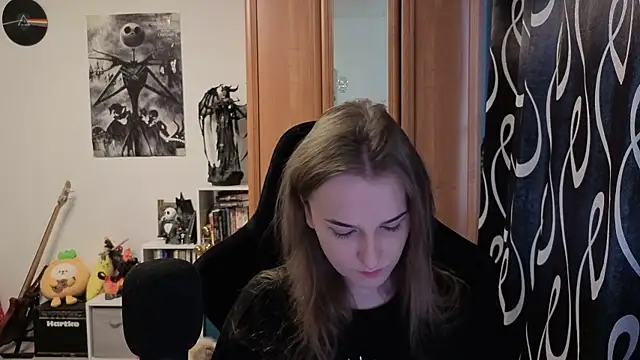 stellablondy online show from October 11, 2:08 pm