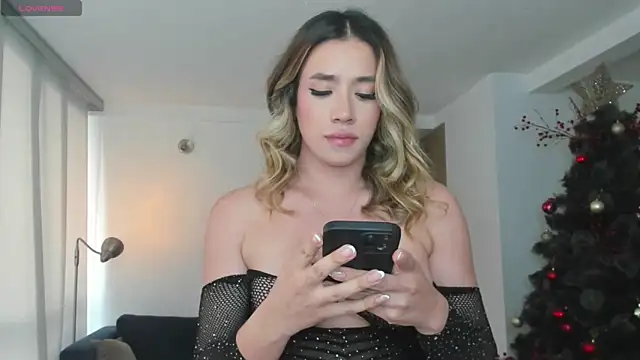 Snapshot of honeyann08 chatting on January 11, 7:59 pm honeyann08 online show from January 11, 7:59 pm