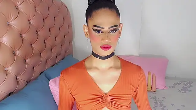 Snapshot of Aslhy_Goddessx chatting on March 14, 10:13 am Aslhy Goddessx online show from March 14, 10:13 am