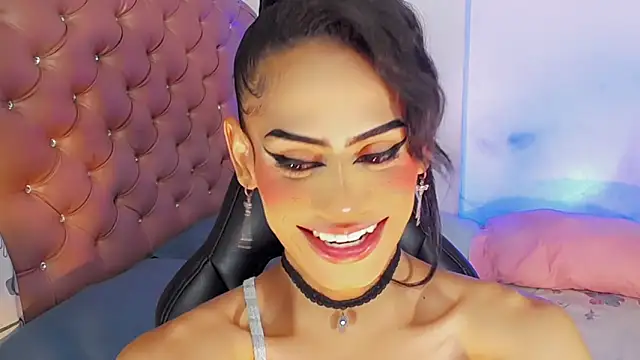 Snapshot of Aslhy_Goddessx chatting on September 19, 5:46 am Aslhy Goddessx online show from September 19, 5:46 am