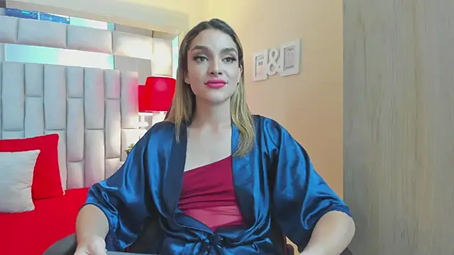 mariiahneedles online show from January 7, 9:35 pm