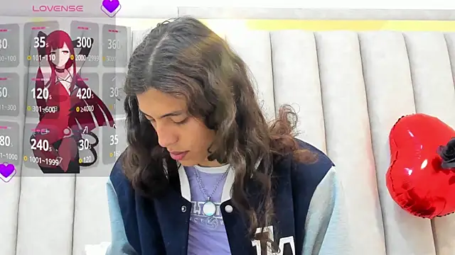 Snapshot of FreyaMoller chatting on March 8, 7:31 pm FreyaMoller online show from March 8, 7:31 pm