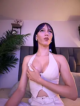 Snapshot of Carlita_cute chatting on February 26, 12:49 am Carlita cute online show from February 26, 12:49 am