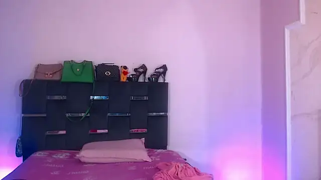 sexy-luna-star-ts online show from October 31, 6:56 am