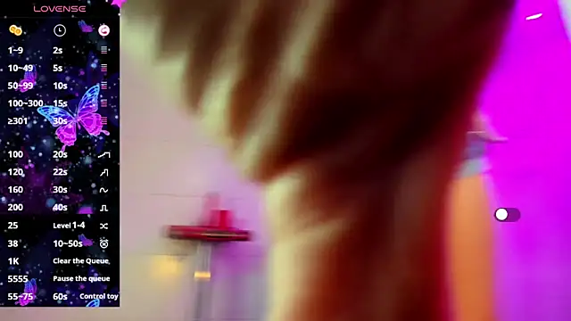 Snapshot of la_ratona_1 chatting on February 21, 7:43 pm la ratona 1 online show from February 21, 7:43 pm