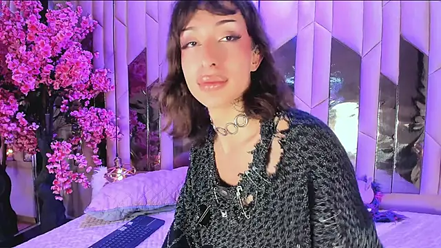 MadisonWood01 online show from October 18, 9:46 am