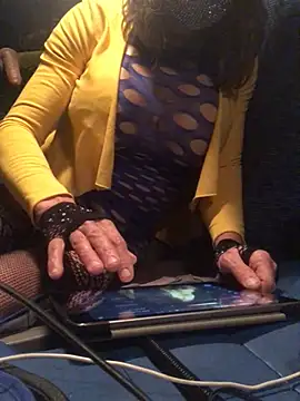 Snapshot of valeriatra69 chatting on February 3, 8:46 pm valeriatra69 online show from February 3, 8:46 pm