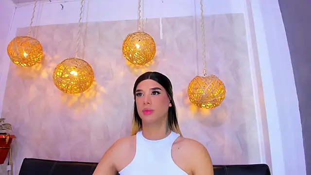 Snapshot of victoria_aleia_ chatting on December 28, 8:15 pm victoria aleia online show from December 28, 8:15 pm